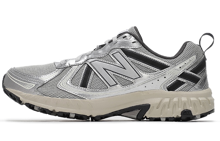 New Balance 410 v5 Silver