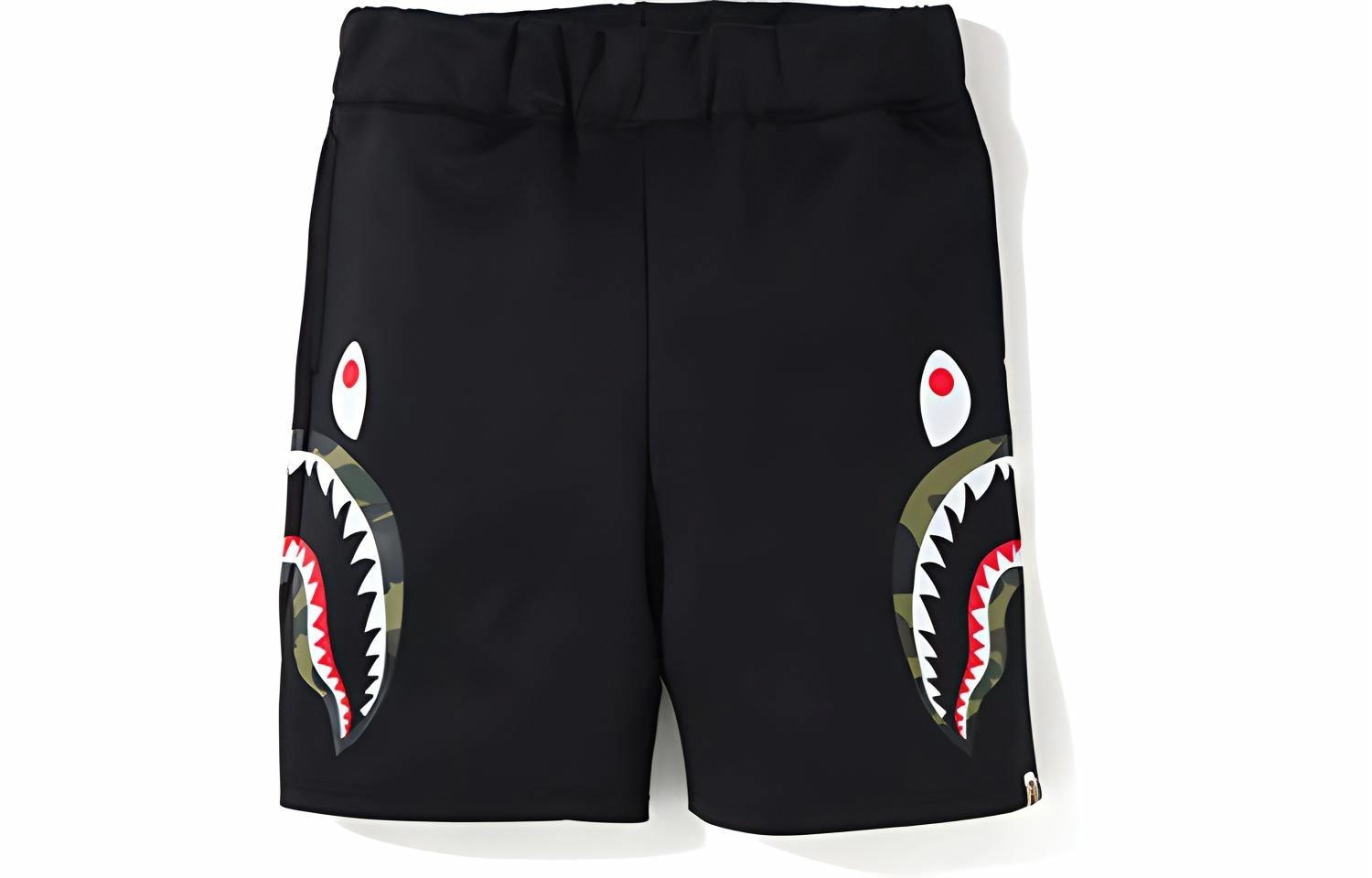 A BATHING APE Shark Shorts Black