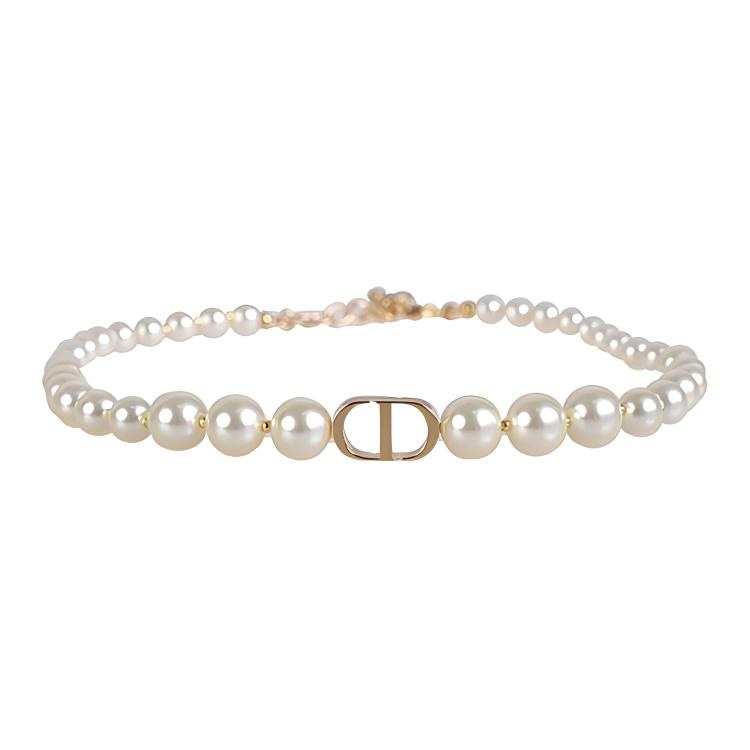 Dior 30 Montaigne Pearl Resin Necklace