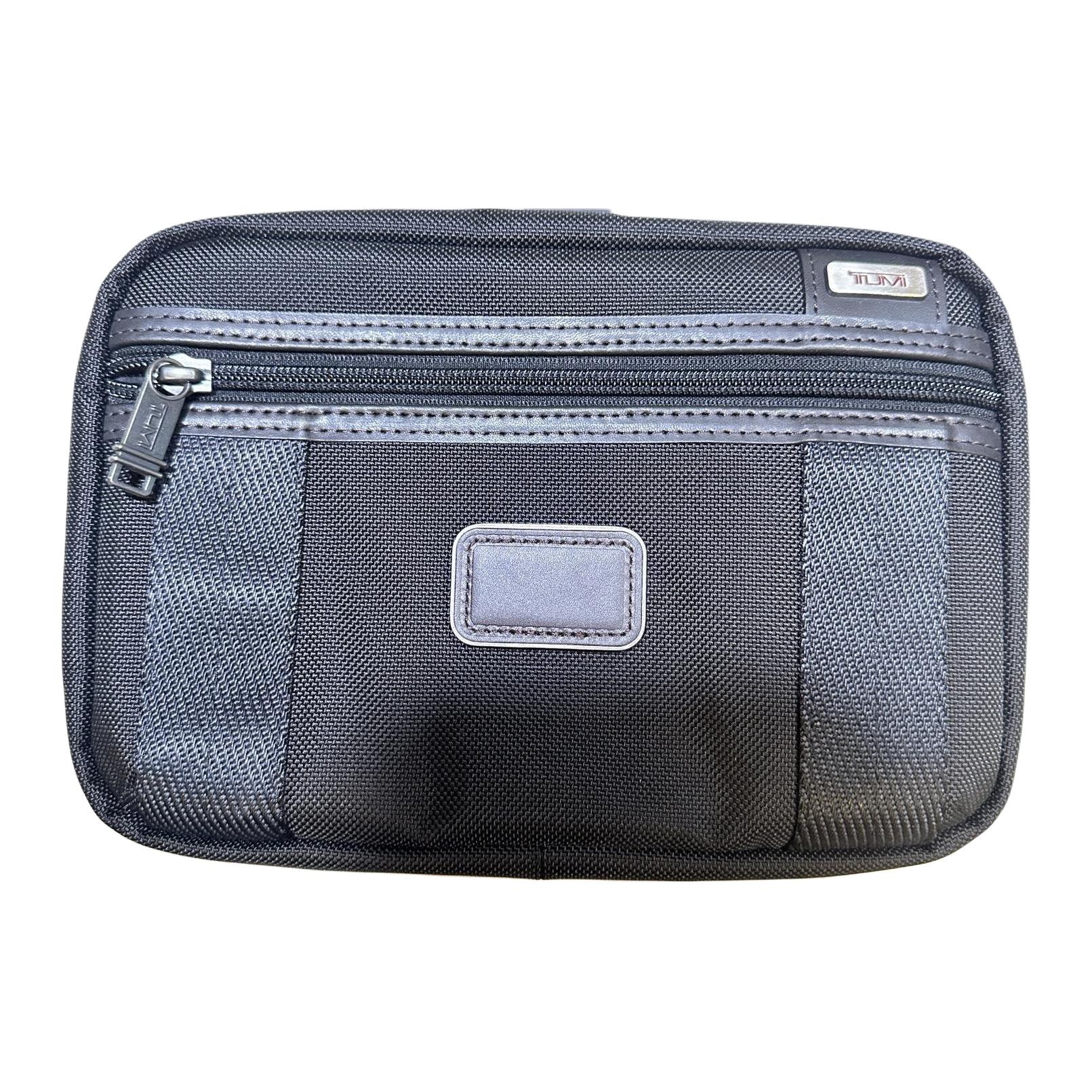 TUMI