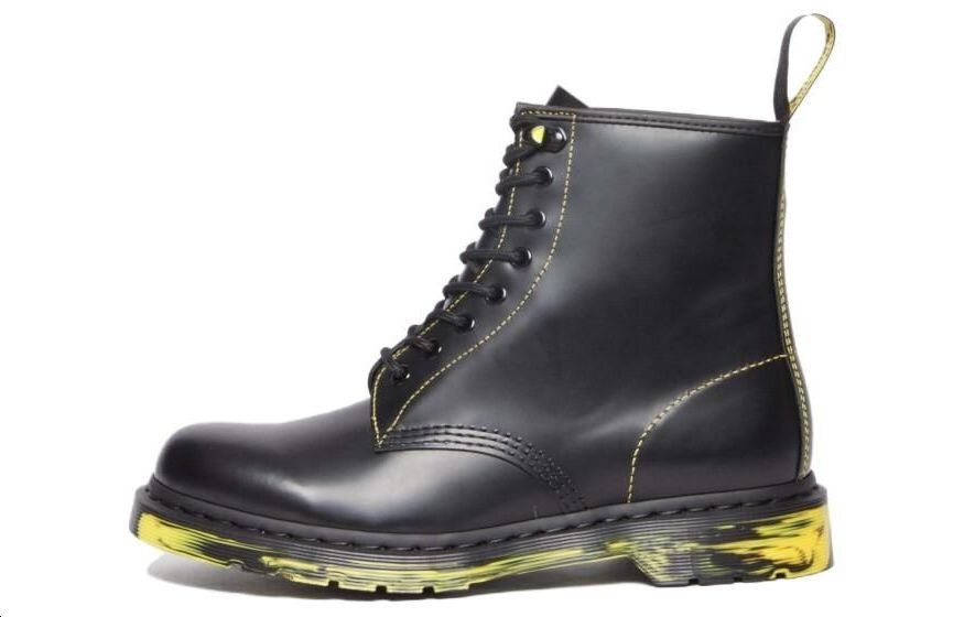 DR.MARTENS Dr. Martens